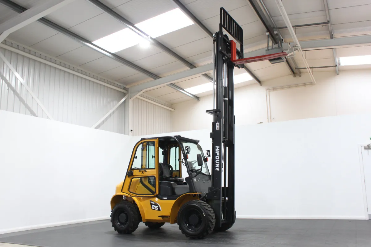 HIFOUNE CPCD25-4WD -Duplex -Rough Terrain Forklift - Image 4