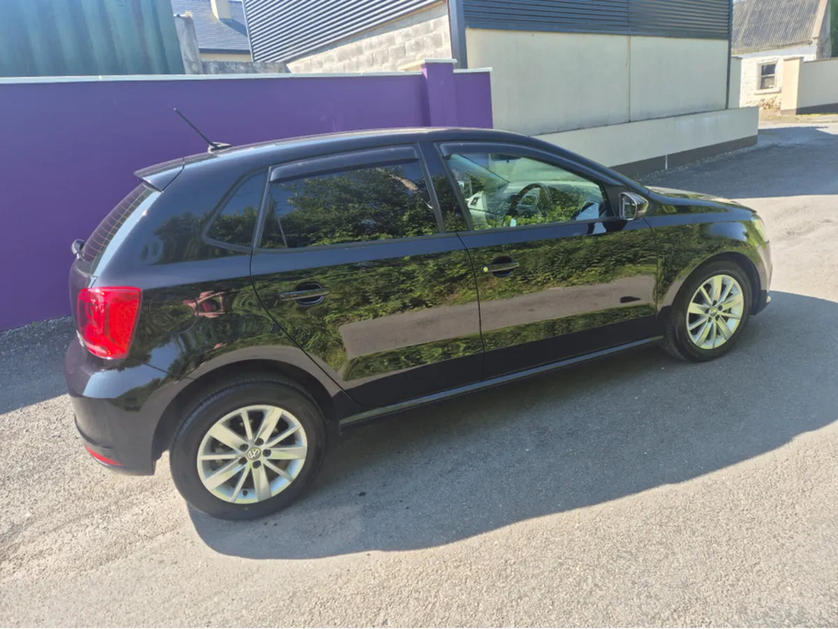 Volkswagen Polo COMFORTLINE TSI - Image 3