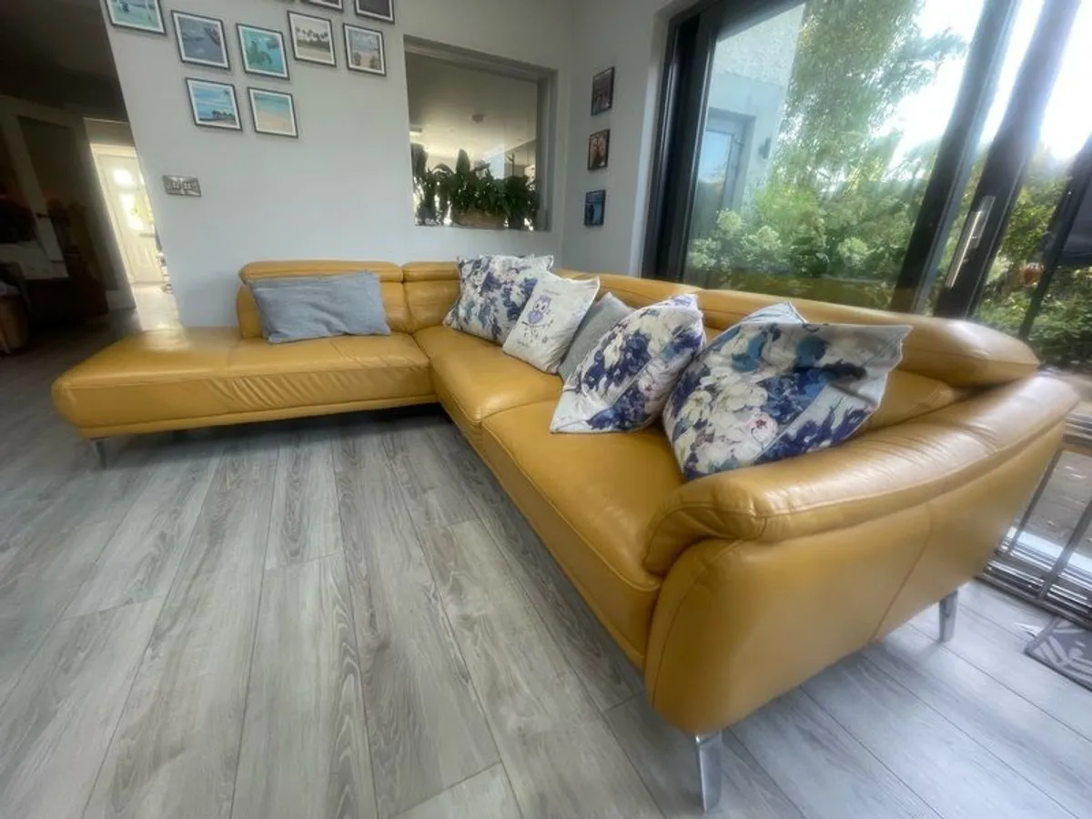 Corner Couch - Image 2