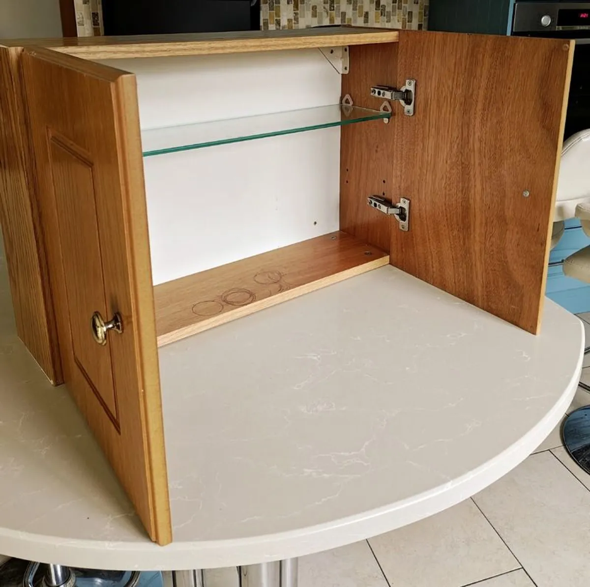 Medicine cabinet - Image 3