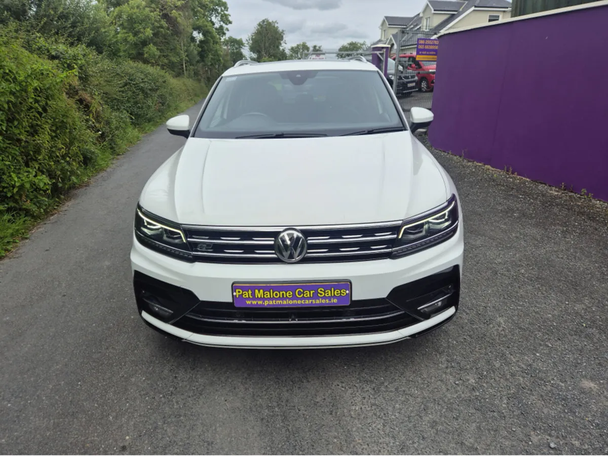 Volkswagen Tiguan R-LINE TECH TDI S- DSG - Image 4