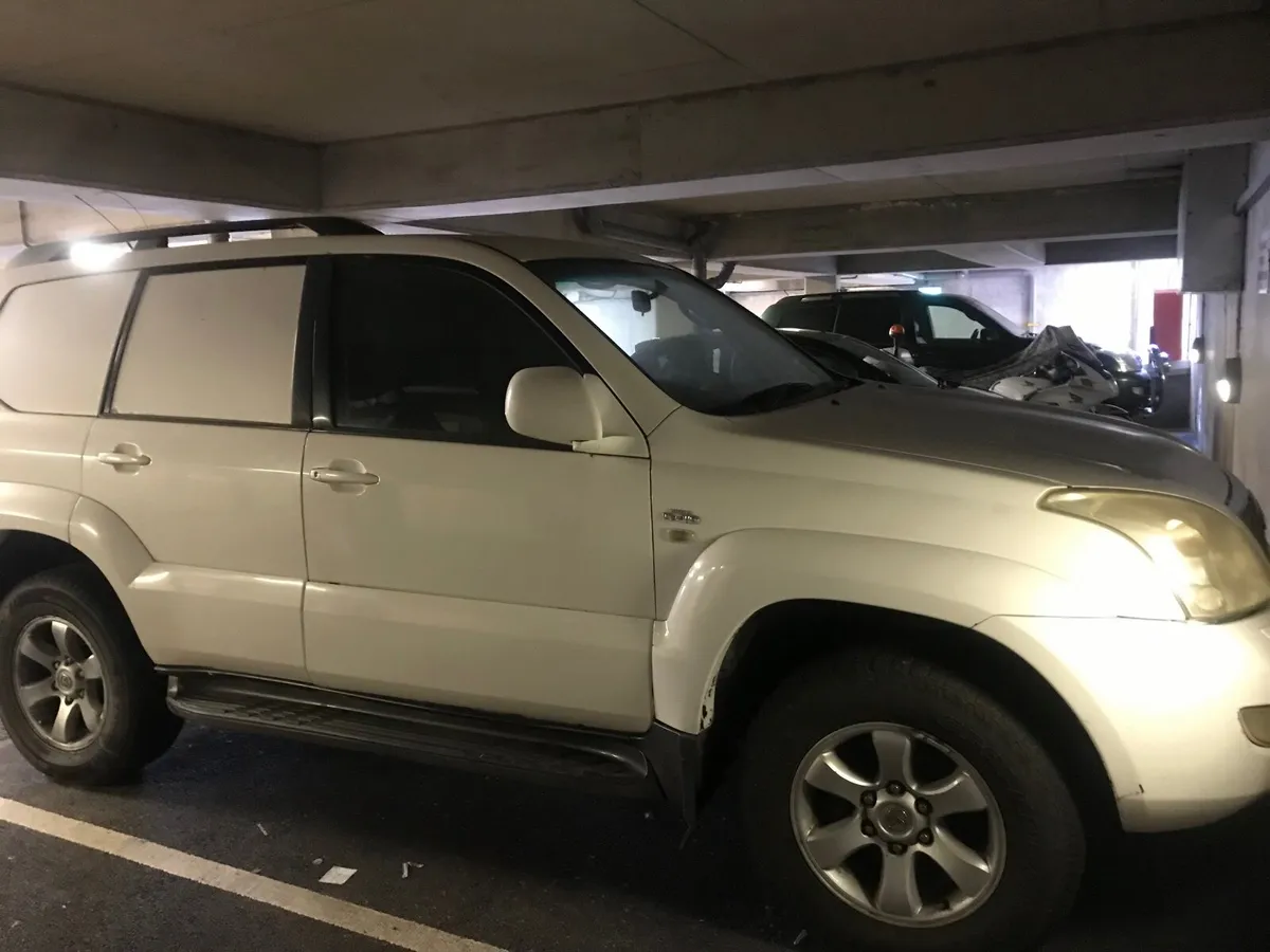 2007 Toyota Land Cruiser 3.0 D4D - Image 2