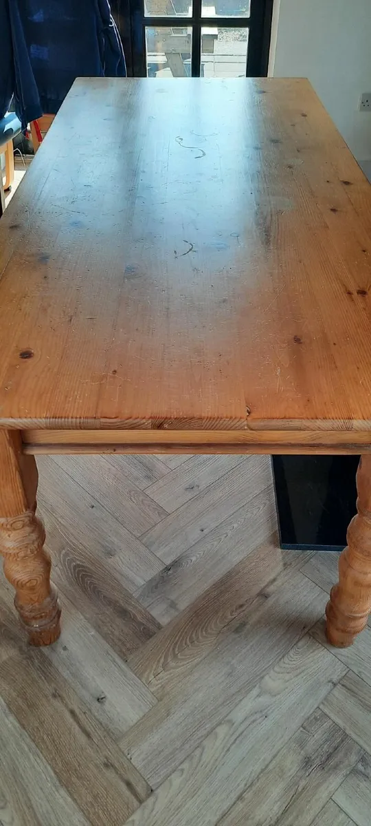 Table and 6 chairs - Image 3