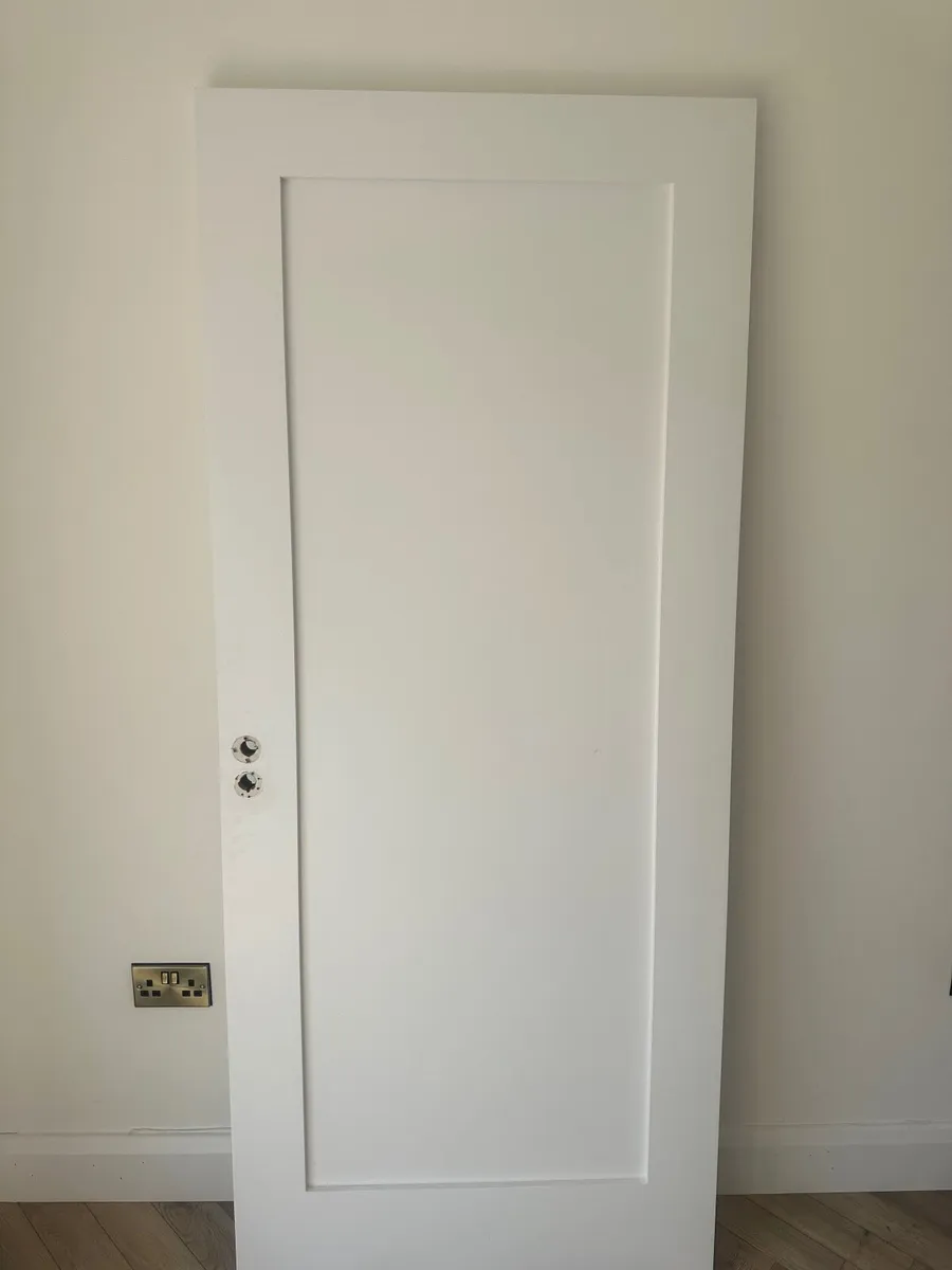 Modern white shaker interior door - Image 1