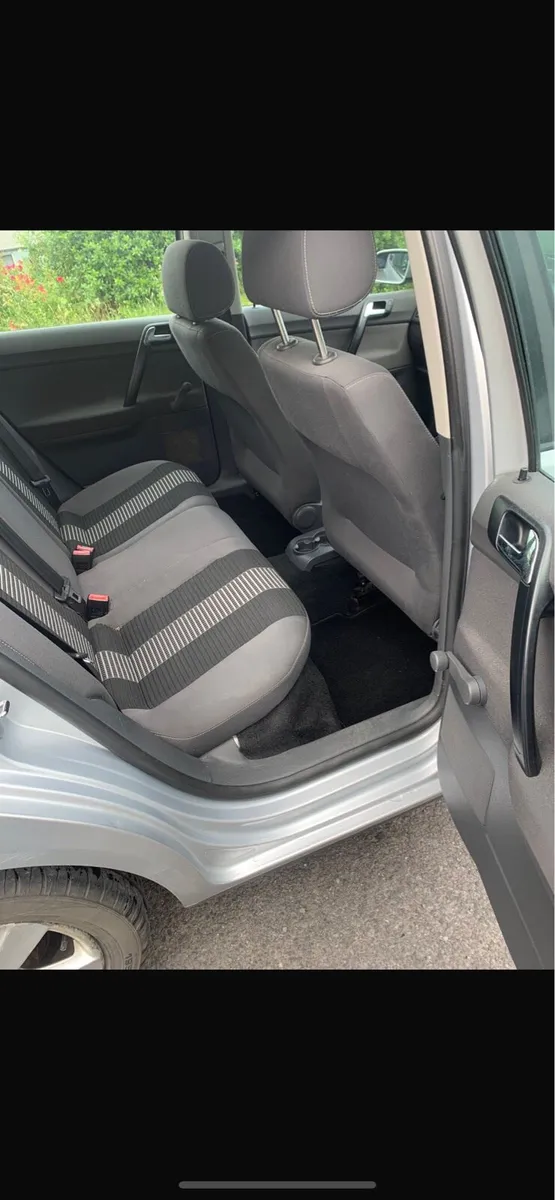 Volkswagen polo 1.4 diesel - Image 4