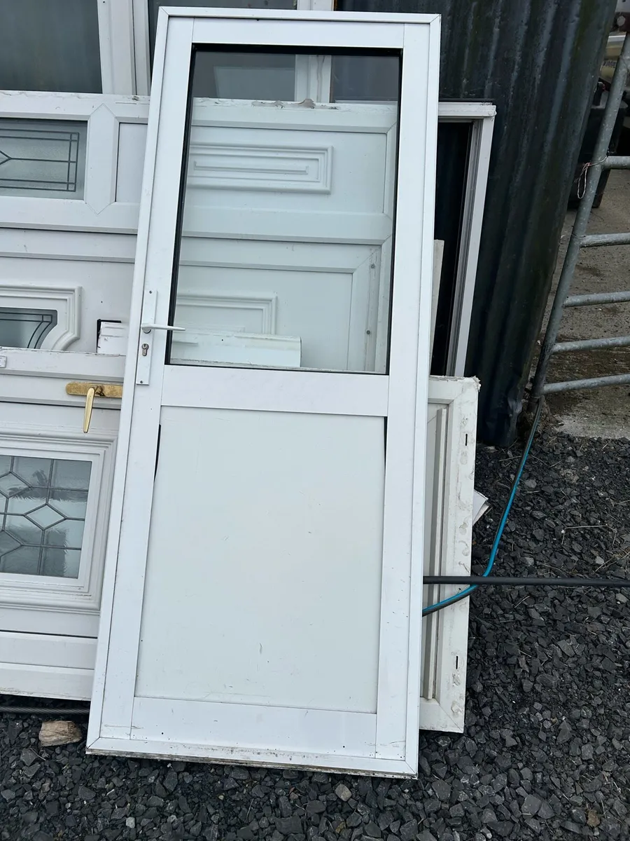Aluminum door - Image 1