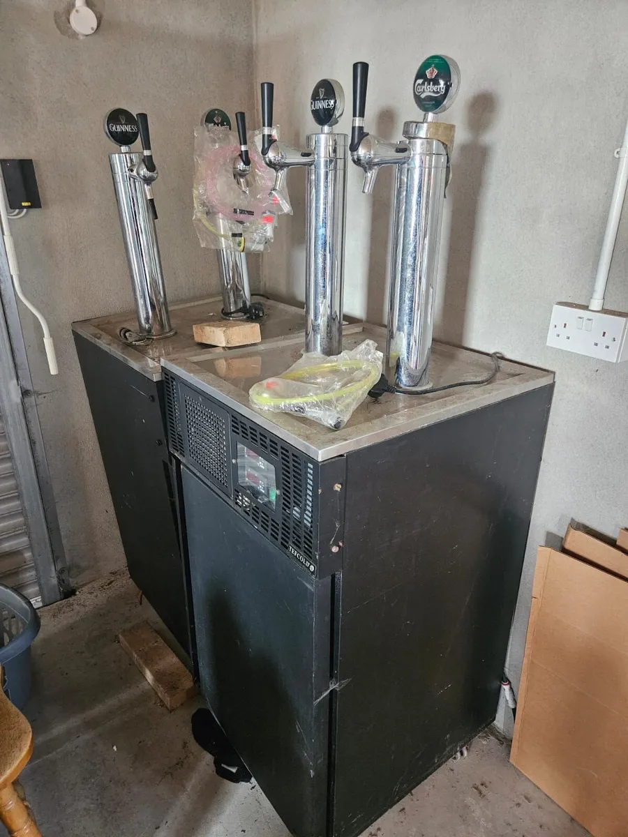 2 beer taps