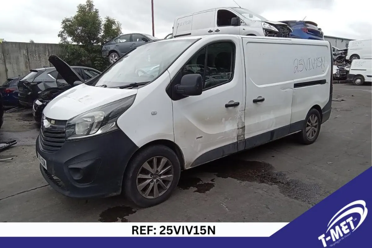 2016 VAUXHALL VIVARO BREAKING FOR PARTS - Image 2