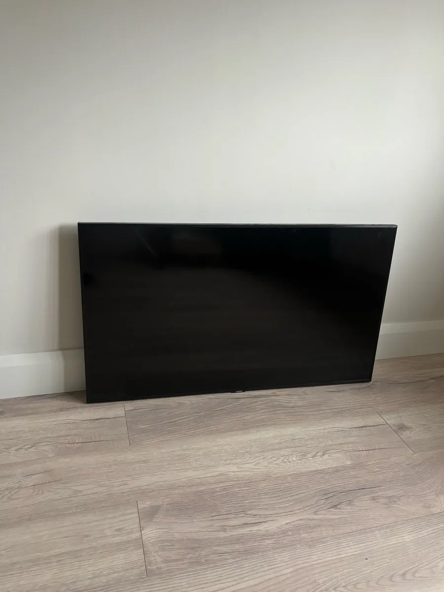 Samsung 43 inch smart TV - Image 1
