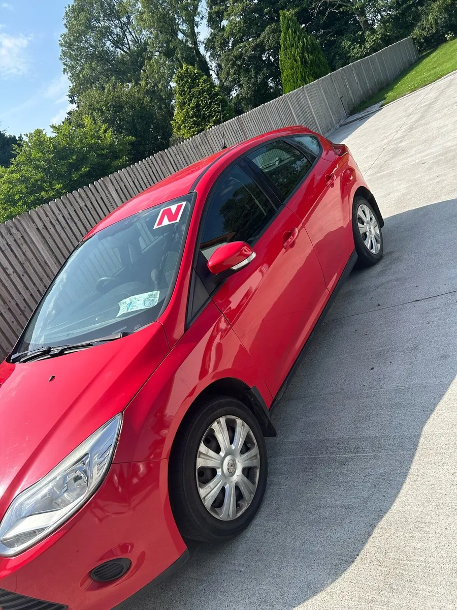 1.6 Petrol Ford Focus - Image 3