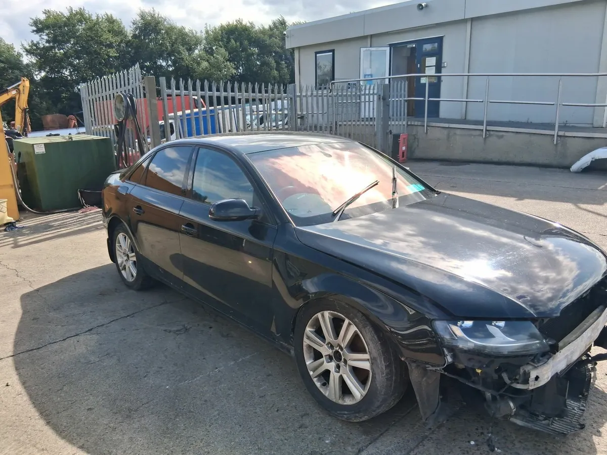 2010 AUDI A4 2 LTR DSL - Image 2