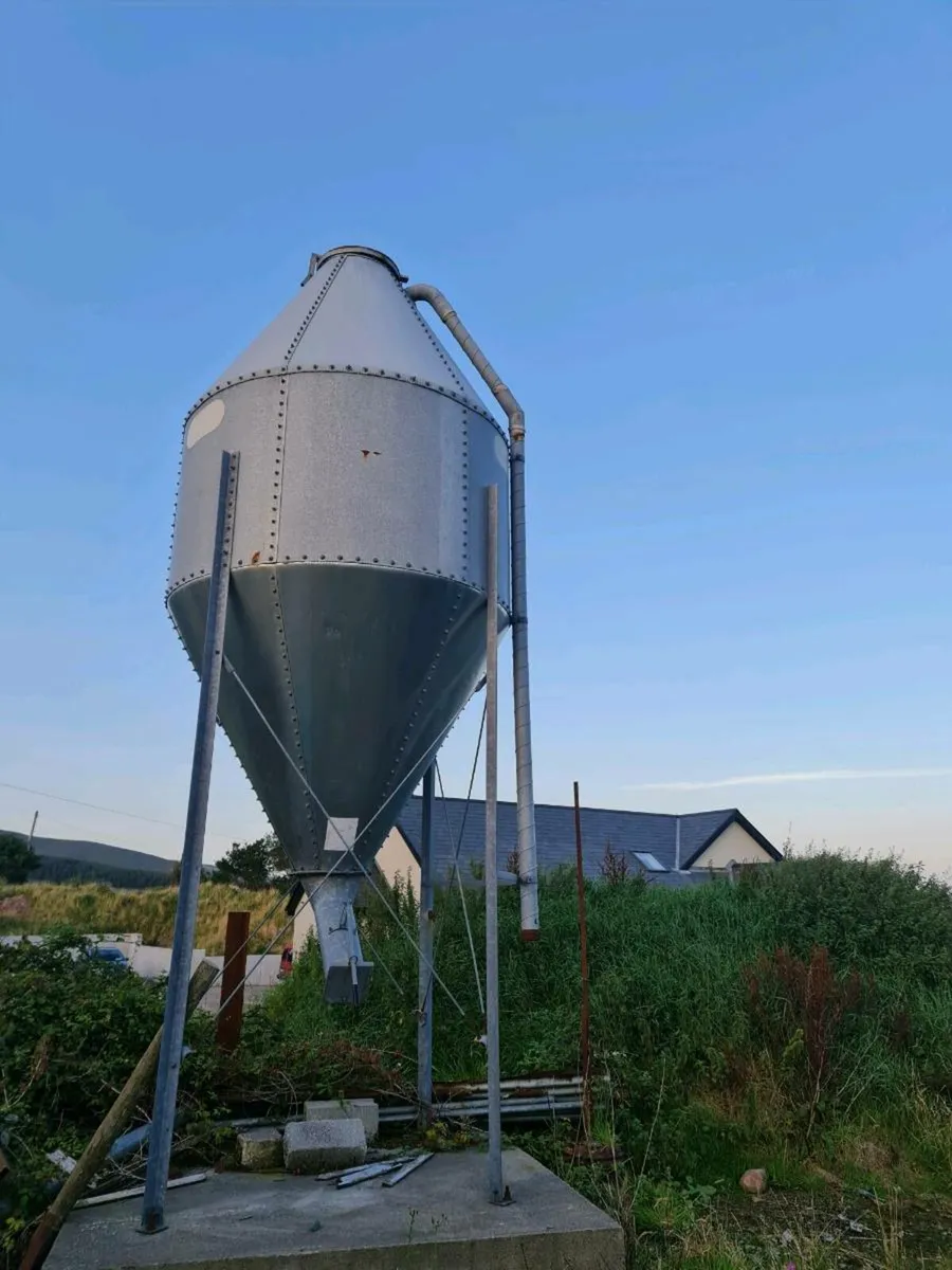 Feed Bin - Image 2