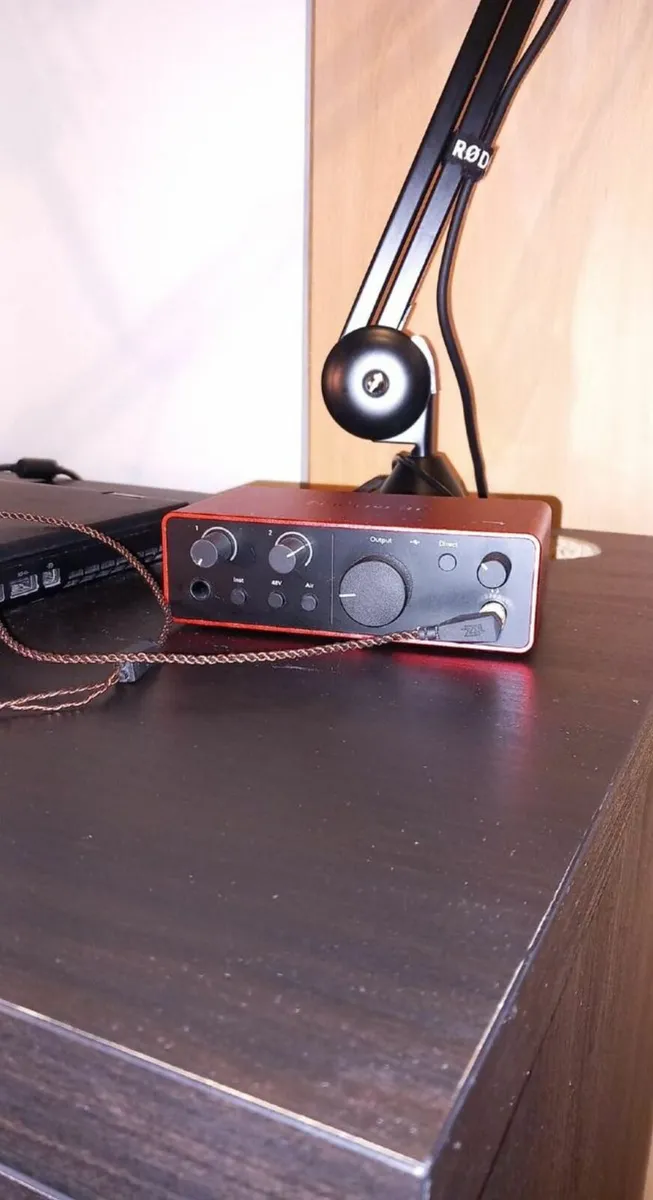 Audio Interface - Focusrite Scarlett Solo - Image 2