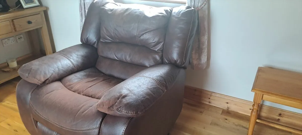 3+1+1 Sofa Armchair Suite - Image 1