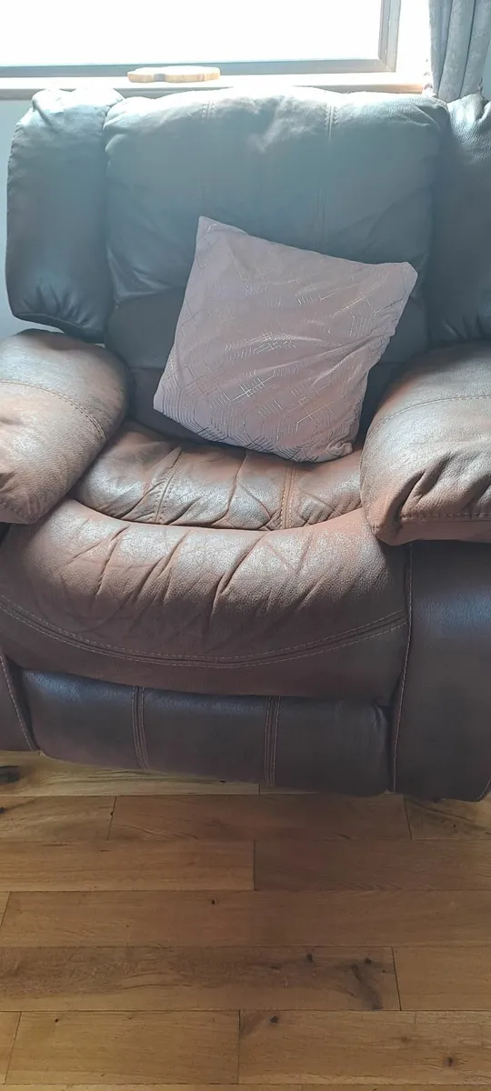3+1+1 Sofa Armchair Suite - Image 2