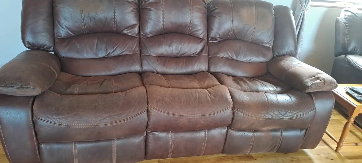 3+1+1 Sofa Armchair Suite - Image 3