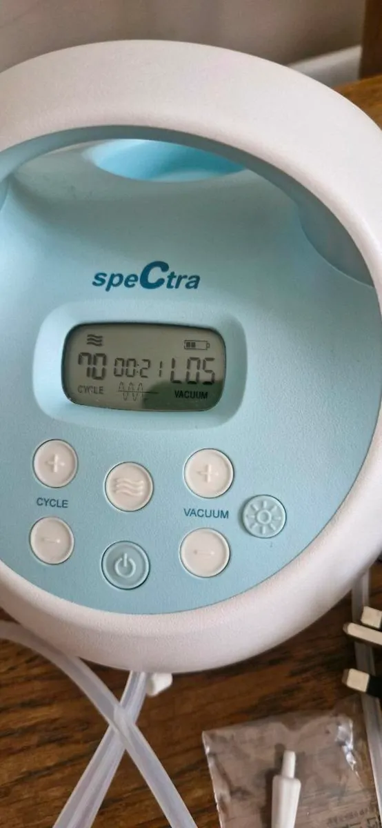 Spectra S1 Breastpump - handsfree system & medela - Image 2