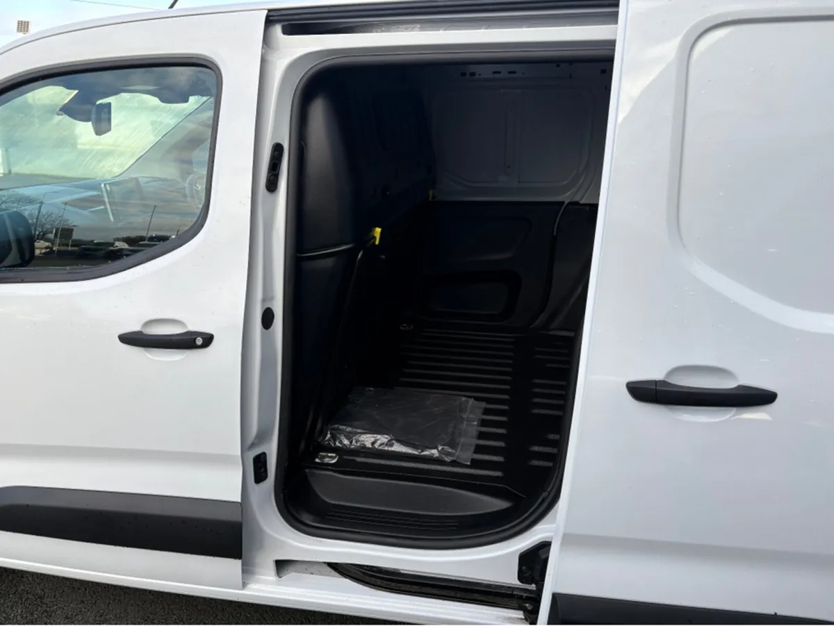 Citroen Berlingo ENT VISION BLUEHDI 10 - Image 3