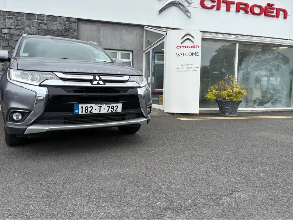 Mitsubishi Outlander OUTL 4WD 6MT N1 17MY 4DR - Image 4