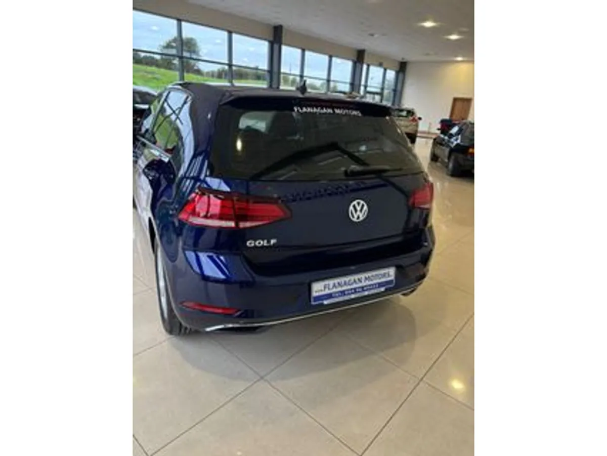 Volkswagen Golf COMFPRT LINE 1.6 TDI MANUAL 5SPEED - Image 4