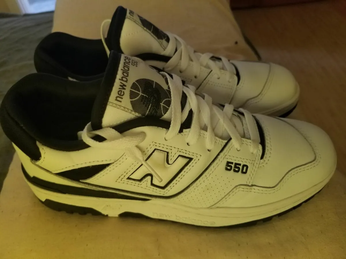 New balance 550 runners - Image 1