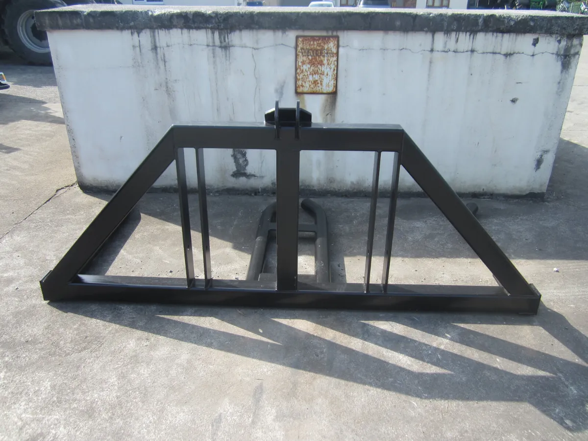 DOUBLE BALE HANDLER... - Image 2