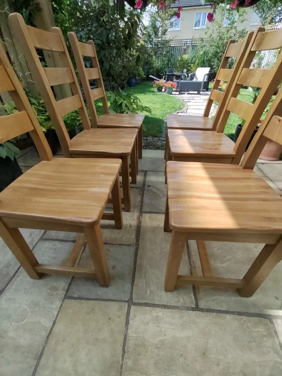 6 oak chairs - Image 1