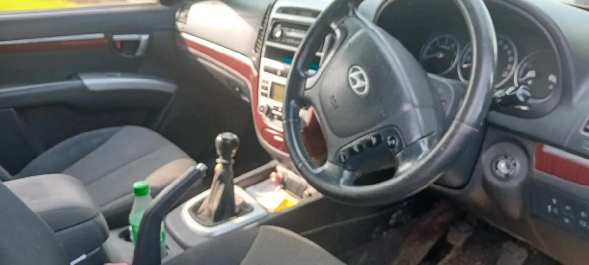 Hyundai santa fe - Image 1