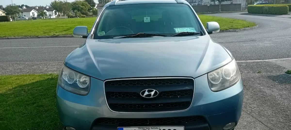 Hyundai santa fe - Image 2