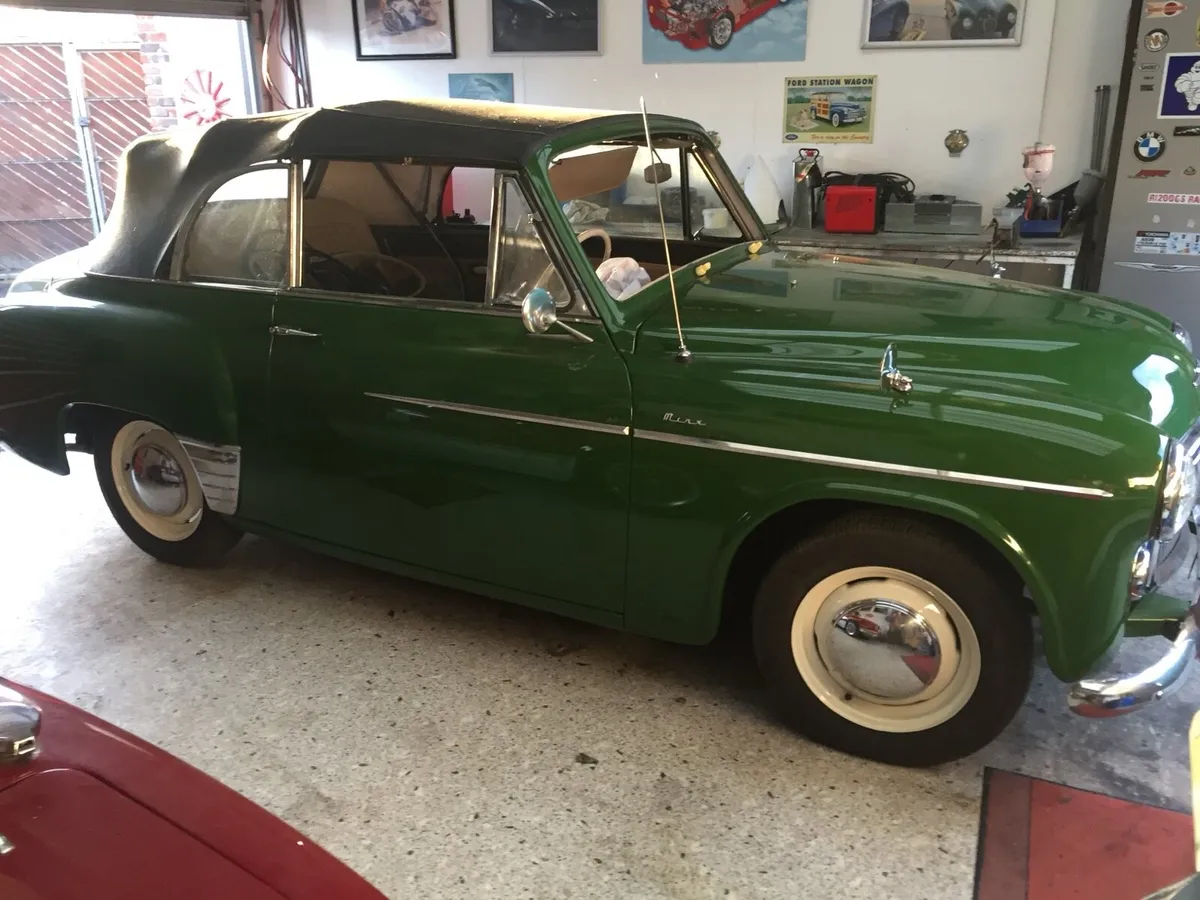 Hillman Minx Convertible - Image 2