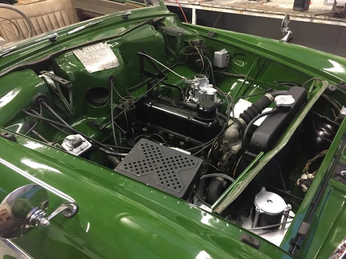 Hillman Minx Convertible - Image 3
