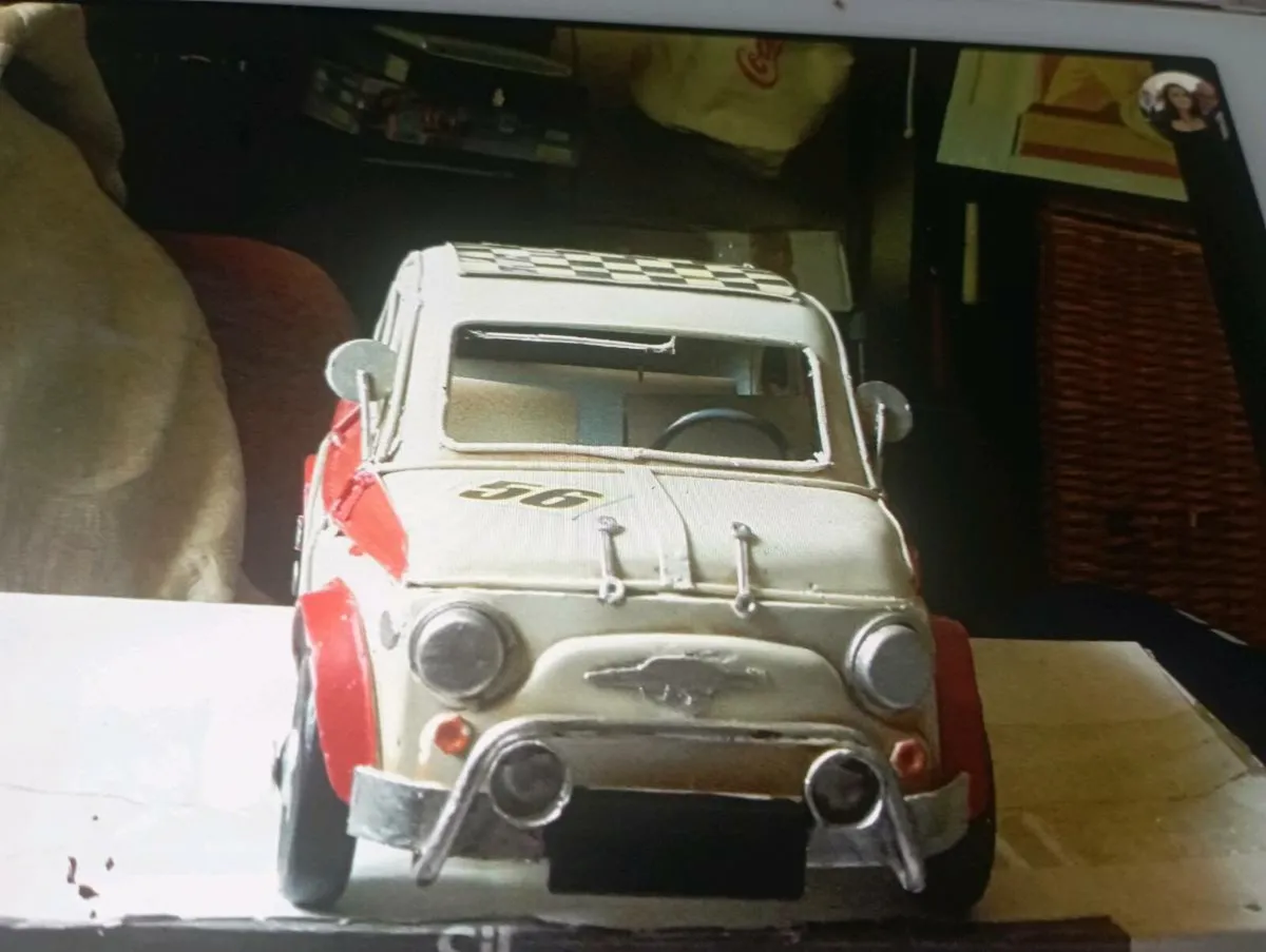 SIL ORNAMENT RECTO STEEL  RACING CAR - Image 3