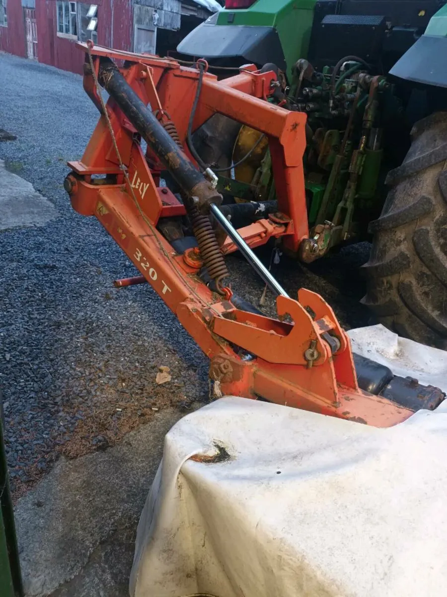 Lely 320T 10ft mower - Image 2
