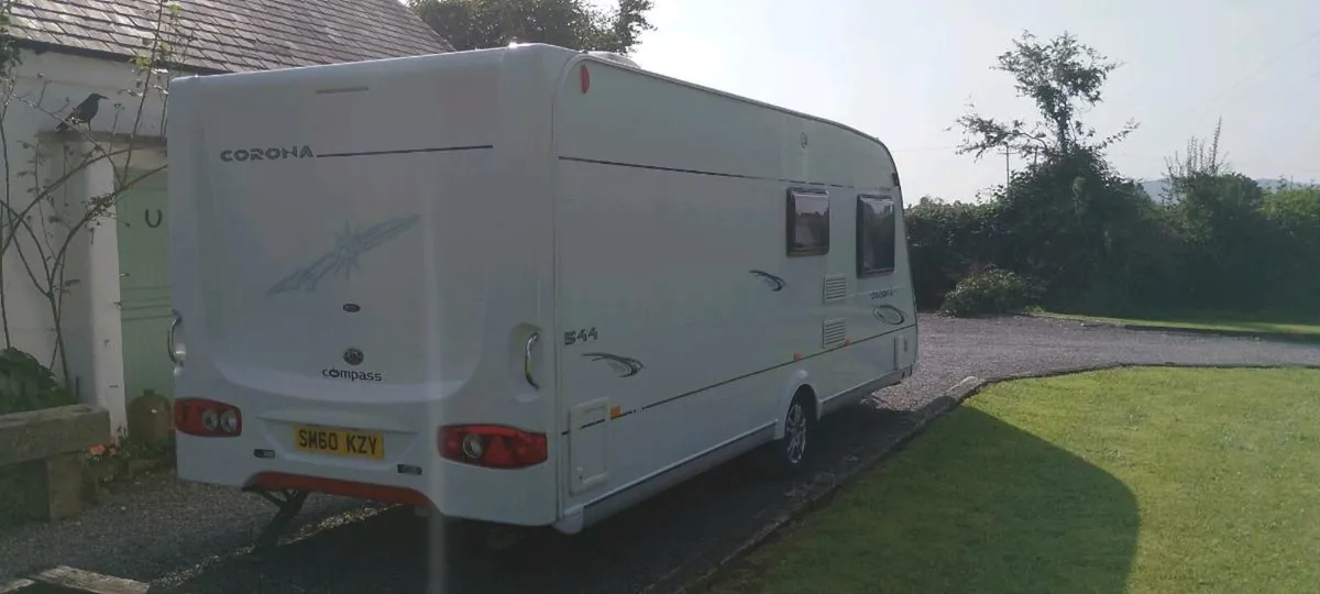 Compass corona fixed bed - Image 3