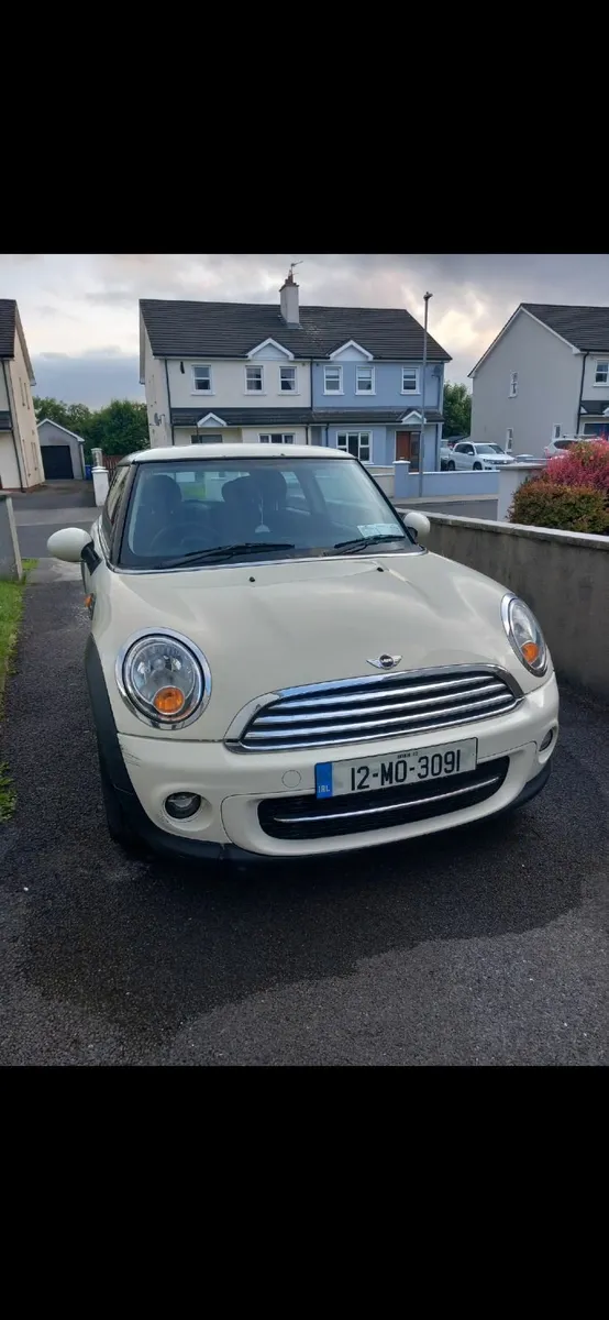 Mini Cooper 2012 - Image 1