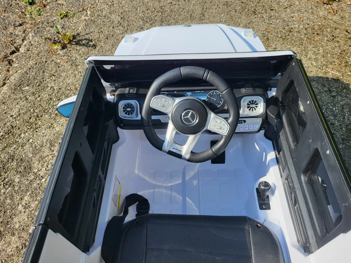 Mercedes 12v electric ride on - Image 3