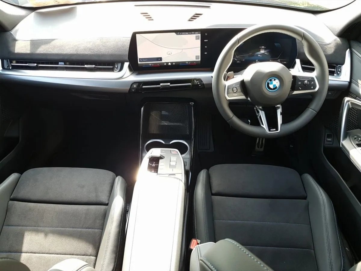 BMW iX2 iX2 Edrive20 M Sport - Image 4