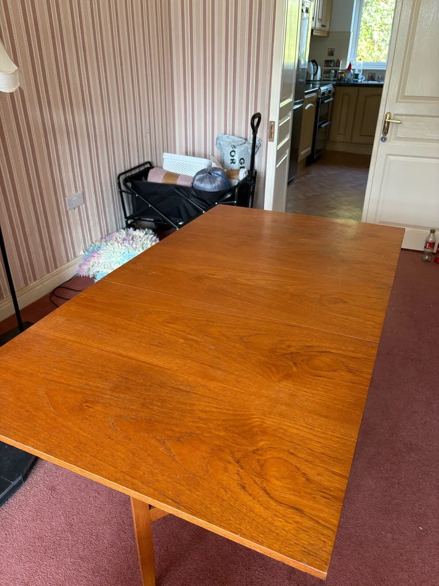 Wood drop leaf dining table - Image 3