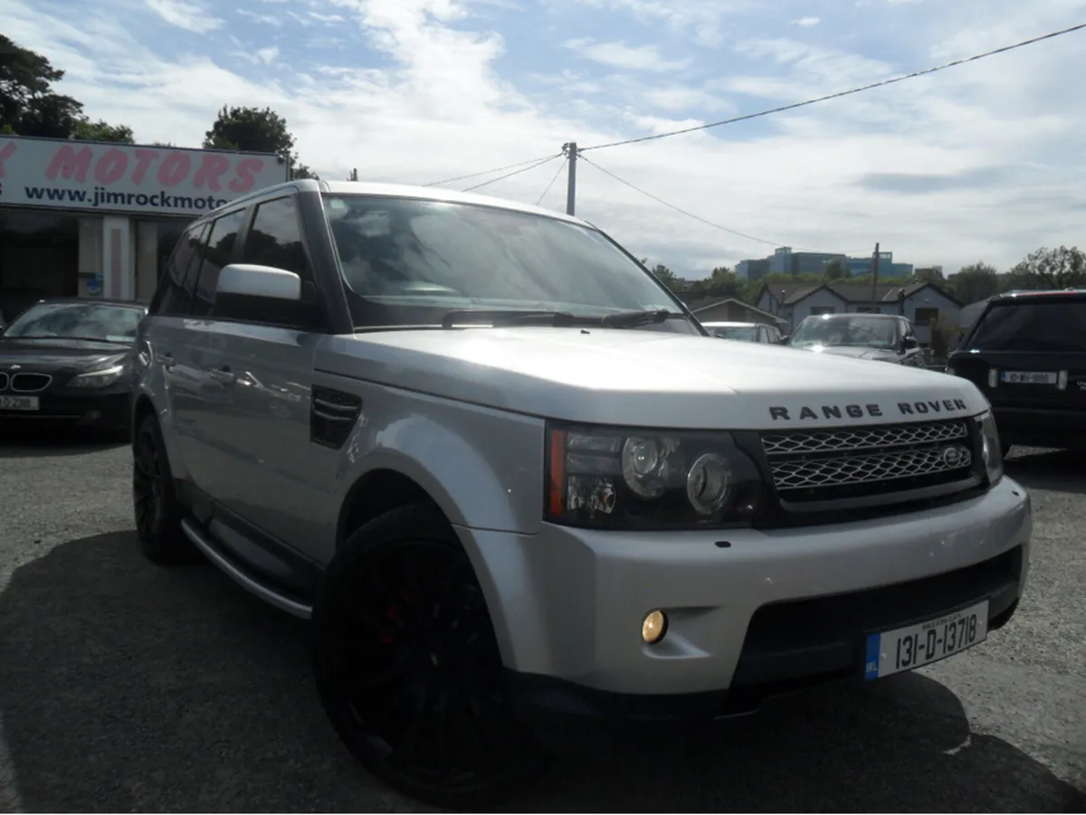 Land Rover Range Rover 3.0 V6 DIESEL SE 4DR AUTO - Image 1