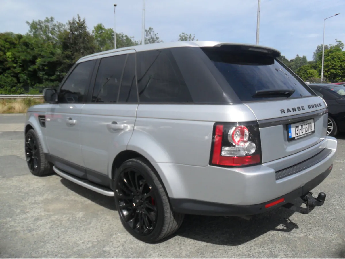 Land Rover Range Rover 3.0 V6 DIESEL SE 4DR AUTO - Image 4