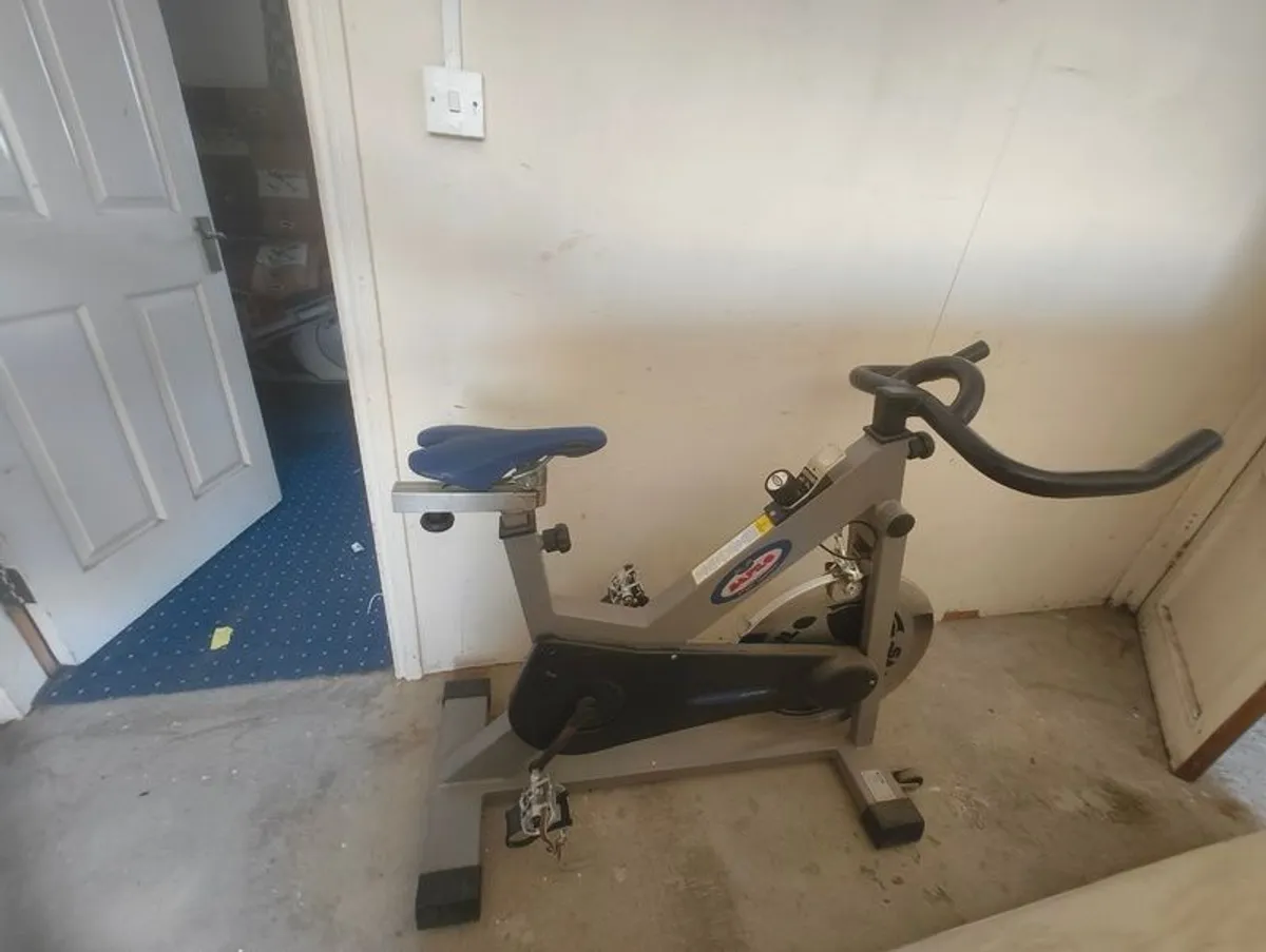 Bench Press, Punching Bag, Spinning Bike, Cross Trainer - Image 1