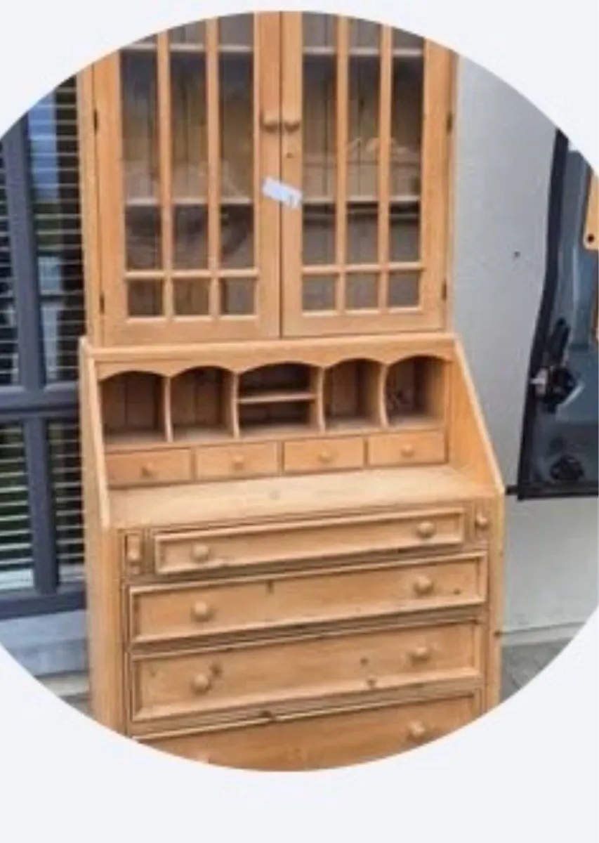 Beautiful handmade oak dresser