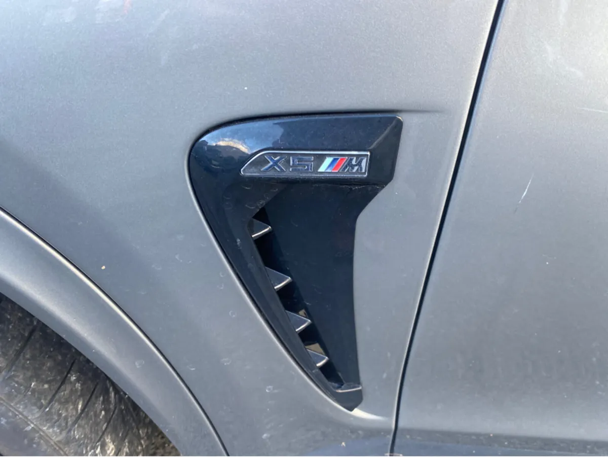 BMW X5 4.4 M 5DR AUTO - Image 2