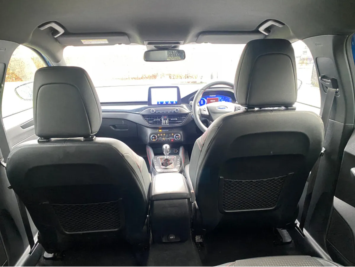 Ford Focus ST-LINE X TDCI - Image 4