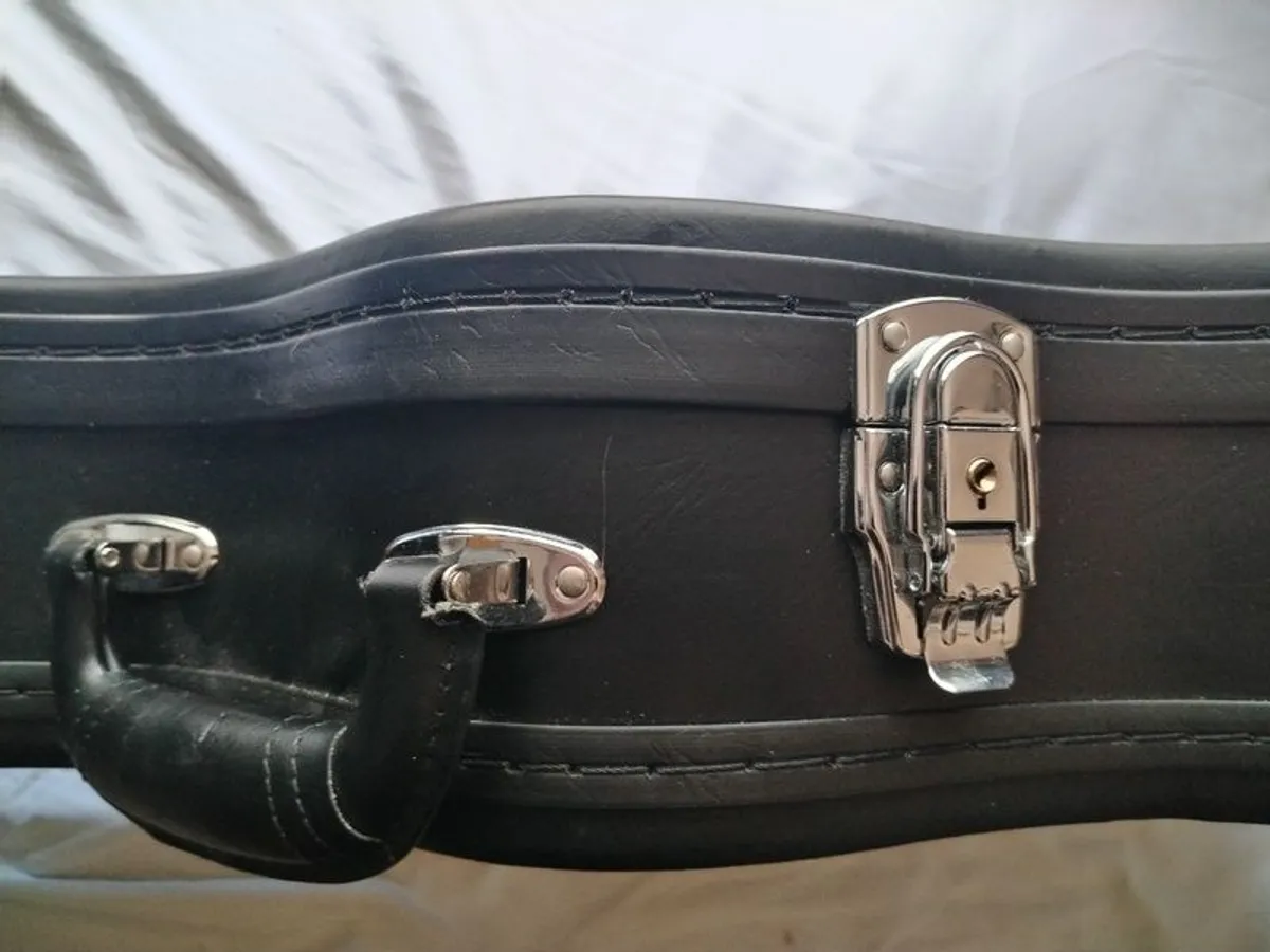 Epiphone casino vintage sunburst  with case. - Image 3