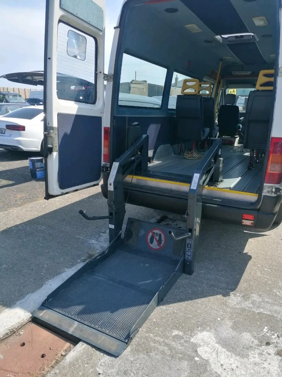 Wheelchair lift for bus/can - Image 3