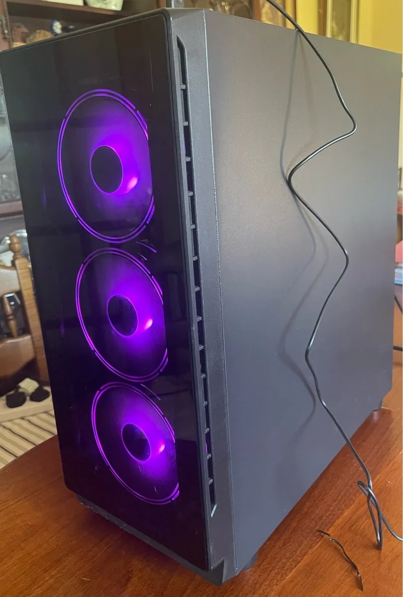 Gaming computer - Image 1