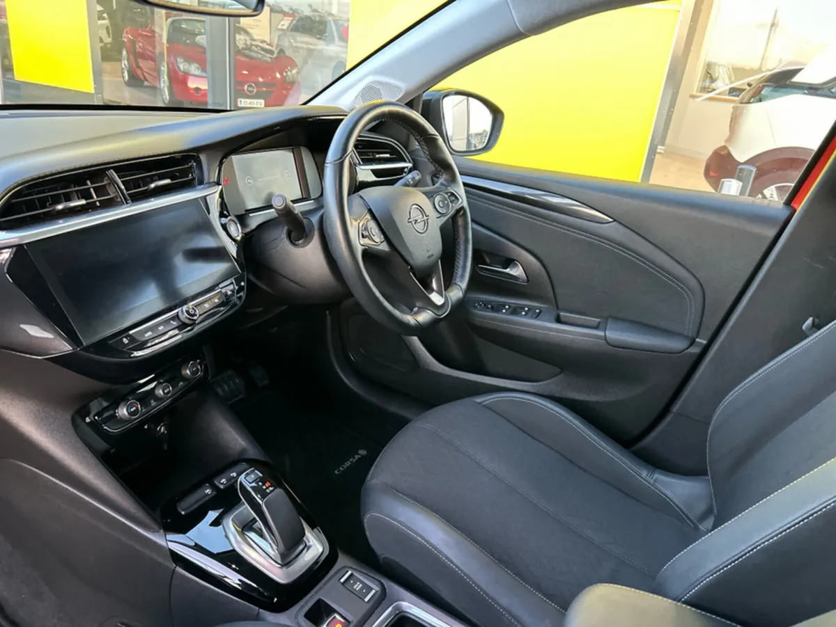 Opel Corsa Elite 136 PS Electric - Image 3