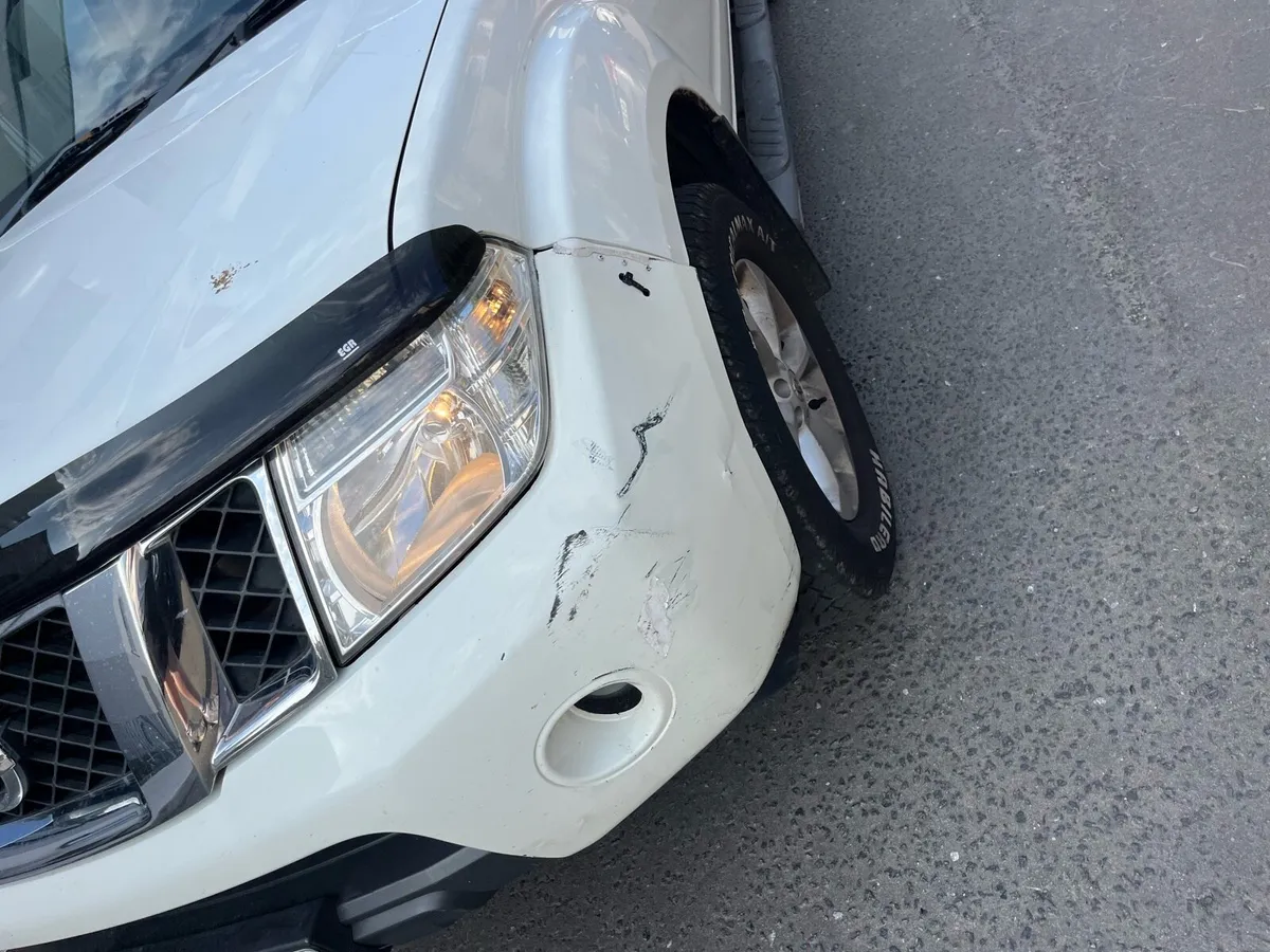 2012 Nissan navara doe 1-26 - Image 4