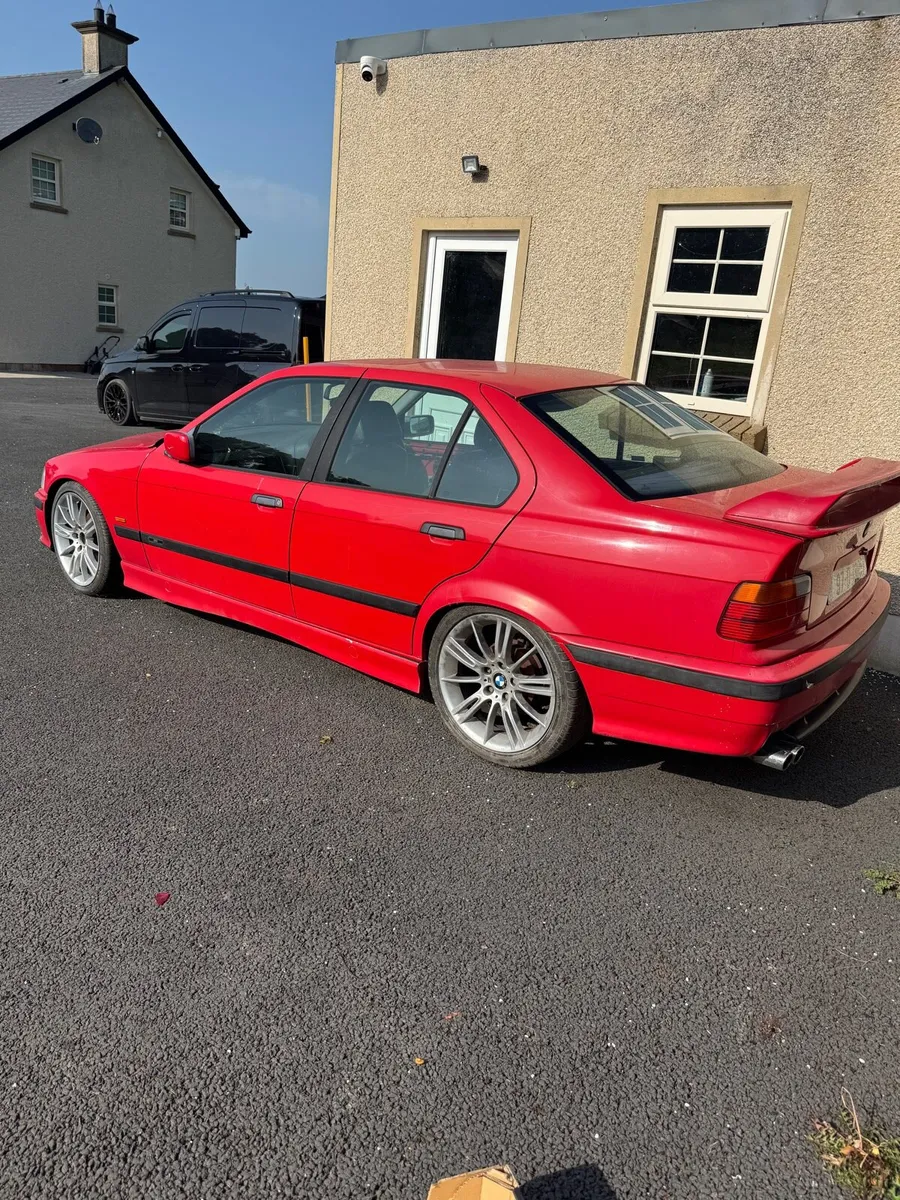 E36 325TDS - Image 2